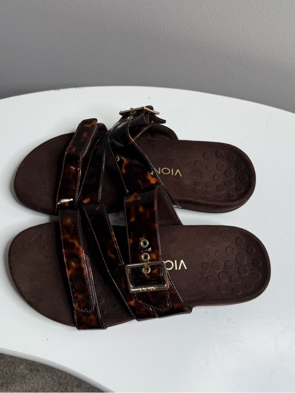 Vionic Women's Tortoiseshell Buckle Slide Sandals - Dark Brown - Picture 6 of 7